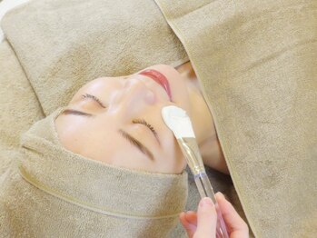 セレニテ(Serenite)の写真/【肌質改善専門のプライベートサロン】敏感肌/エイジングケア/ザラつきもピーリングで見違える美肌へ★