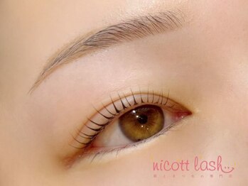 ニコットラッシュ 神戸三宮店(nicott lash)/眉毛アイブロウ/間引き/神戸三宮