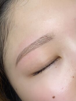 ムートンアイ(MOUTON EYE)/アイブロウ