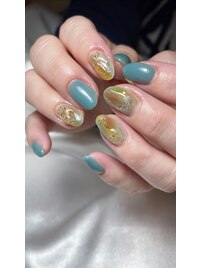 春色ブルーで明るめネイル