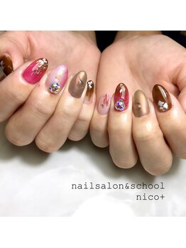 ニコ(nico+)/ボルドー×ブラウンネイル