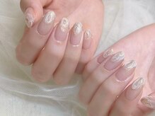 リベレ(LIBELLE)/ニュアンスネイル/白ネイル