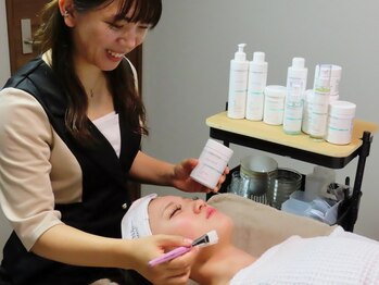 エクラ(eclat)の写真/【ニキビ肌改善専門店】繰り返すニキビケアに終止符。症例多数あり◎クリスティーナで根本改善