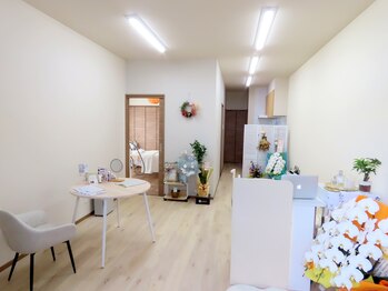 リーフ(Rii'f.)/明るい内観