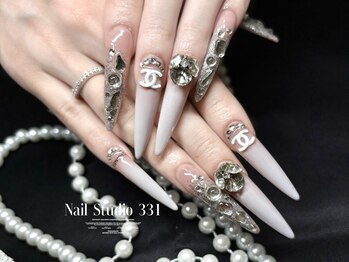 サンサンイチ 関内店(331)/シャネル×ブランドネイル