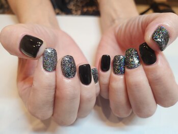 アールエム(Rm)/8月◎ネイル