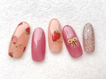 ターラ(Tara)/ストロベリーネイル