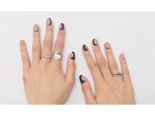 トロワ(Trois)/ムーンネイル