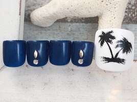 パームツリー×ネイビー