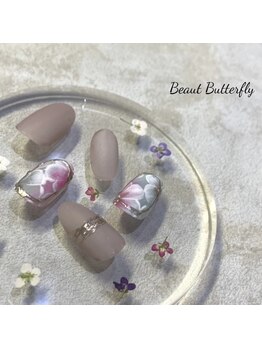 ネイルサロンスクール ビュートバタフライ 町田店(BEAUT BUTTERFLY)/手書きフラワーネイル