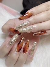 エム(EM)/秋ネイル