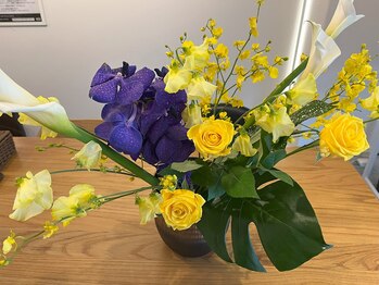 ホルミシスメディカルサロン/常にお花を飾っております☆