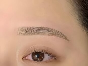 16° イチロクド【まつげパーマ/眉毛/アイブロウ/マツエク】【4/15NEW OPEN(予定)】の写真/【男性・キッズも大歓迎◎】骨格に合わせた黄金比の垢抜け眉毛★顔の印象を左右するまゆげはプロにお任せ!