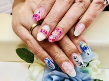 ブリエカドー(Briller Cadeau)/アシメトリーネイル