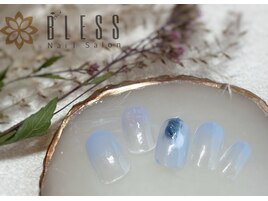 ほんのり煌めくオーロラが魅力的