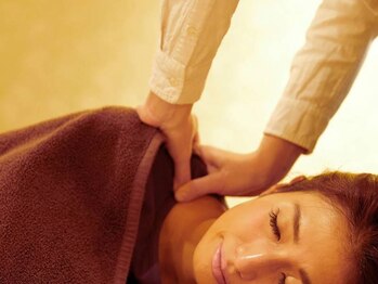 マッサージ整体院 なごみや 表参道店の写真/最高水準の技術×空間×接客でおもてなし*深層部に潜む凝りまでマッサージ！ガチガチの首肩こりから解放へ