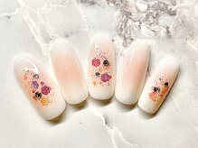 ラウミー(Laumi)/チークネイル