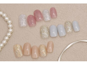 ネイルサロンprish銀座4丁目店【マグネット&フットネイル定額サロン】/5000円 キラキラ シンプル