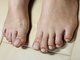 スモーキーネイル(smoky nail)の写真/シンプルだけど目を惹くお洒落なデザインや絶妙くすみカラーをご用意♪足元を整えて女子力UP＾＾