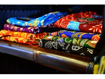 ラダシア 南越谷店/カラフルなタイパンツ