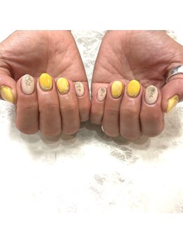 ビューティサロンピレア/ショートネイルでもおしゃれに♪