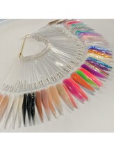 メメミュール(meme meulu-)/スカルプパウダーカラーチャート