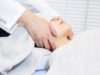 リオラ(LIORA)/頭痛/自立神経改善ヘッドスパ