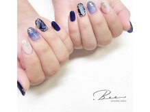 ドットビー(.Bee)/ネイビーカラーニュアンスネイル