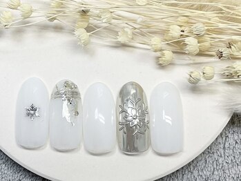 ネイルルームシャイン/