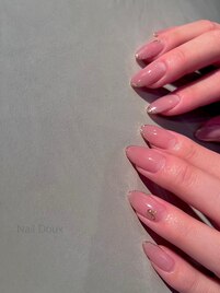 イニシャルネイル