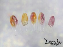 レオニー(Leonie)/カラフルニュアンスネイル