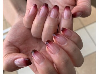 ナンバーネイル 名駅(N° nail)/カラーグラデーション/先端グラ