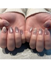 リッシュ(RICHE)/ピンクマグのバレンタインネイル