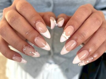 白フレンチ/リボン/大人可愛い