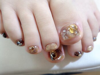 アミュリー ネイル アトリエ(Amury nail atelier)/ヴィンテージ★秋フットネイル