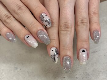 ネイルサロン ドゥ(Nail Salon Doux)/【ラテリア】手描きりぼん