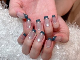 マグネット×フレンチネイル