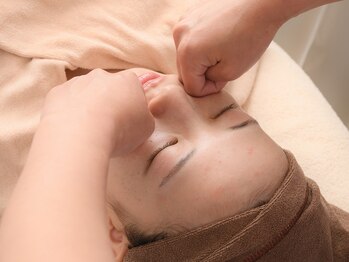 エステサロン アニー(ANNIE)/徹底小顔コルギ