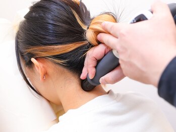 痛みの改善なら!のぎのもり接骨院【全身の関節の痛み/腰痛/頭痛/首肩/肘】/のぎのもり接骨院 | 首の施術