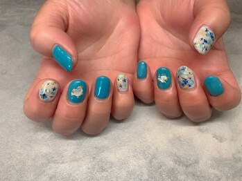 エンジェリック カラーズ(Angelic colors)/押し花ネイル