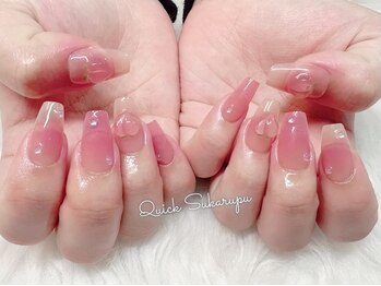 クイックスカルプ 高田馬場(Quick Sukarupu)/パーツがかわいいピンクネイル