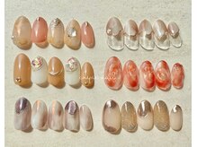 ニュアンスアクセに映えるヌーディな淡色ナチュラルニュアンス.*