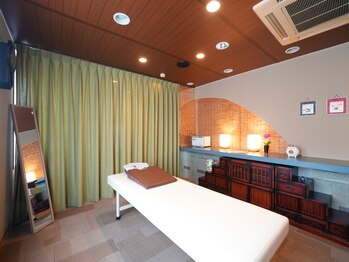 リラクゼーションサロン サマー/施術ベッド