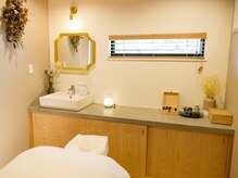 サロン ハナレ(salon HANARE)/店内