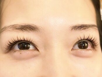 アカラ(acala)/トリートメントまつげパーマ