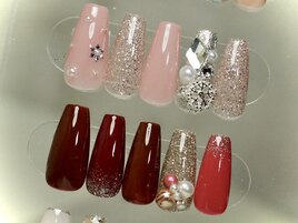 ビジューネイル