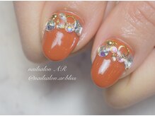 ネイルサロンアンドスクール エーアール(AR)/キラキラビジューたくさん♪