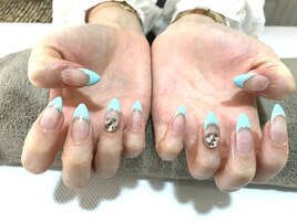 ティファニーカラー　ネイル