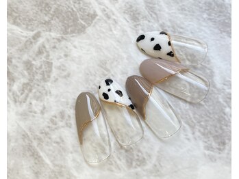 エイム(aim)/11月の定額デザイン