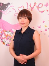 シャインビューティー(ShineBeauty) イ ホンメイ